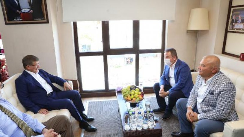 Muhittin Böcek ve Ahmet Davutoğlu, Alanya'da bir araya geldi
