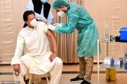 Pakistan başbakanı İmran Han aşı olduktan sadece iki gün sonra koronavirüs testi pozitif çıktı