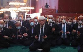 Ayasofya, 86 yıl Sonra Kılınan Cuma Namazıyla Birlikte İbadete Açıldı