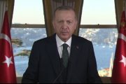 Cumhurbaşkanı : “Türkiye’yi yatırımcılar nezdinde riski az, güveni yüksek bir cazibe merkezi hâline getirmekte kararlıyız”
