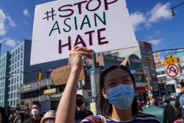 Asya kökenli Amerikalılar sokaklarda: “Bitsin bu kin”